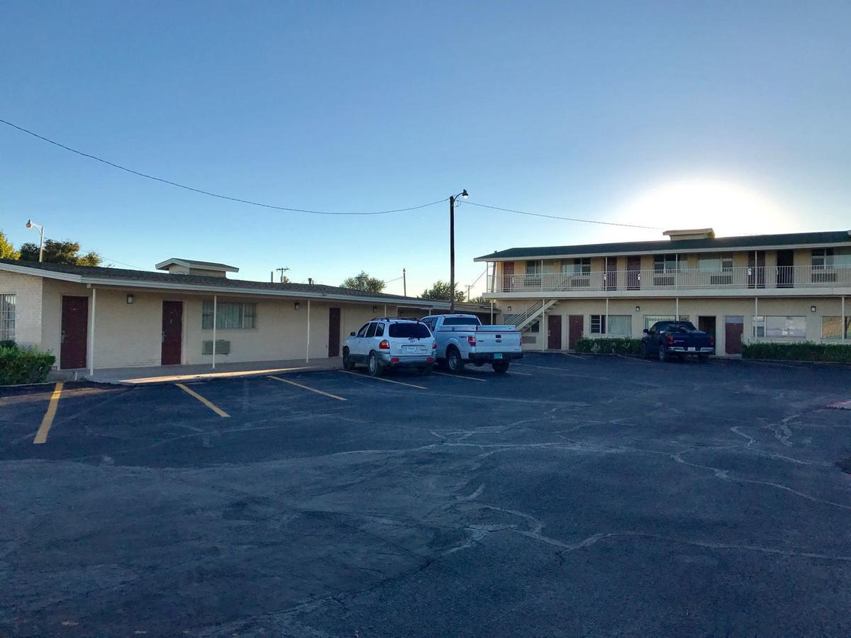 Scottish Inn And Suites Lubbock Exterior foto